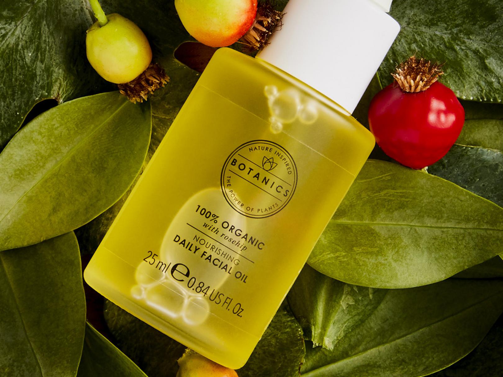 Product shot of 100% Organic Nourishing Facial Oil